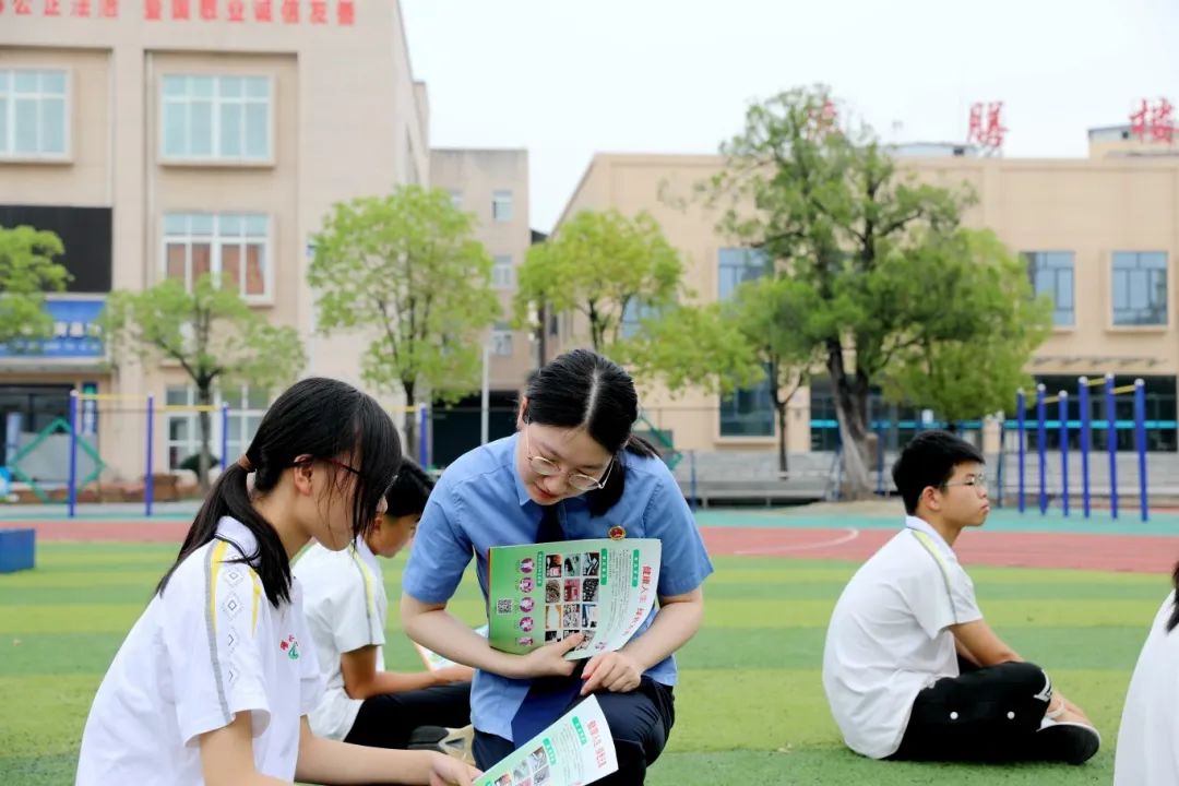 法治护青春 无毒伴成长 | 浠水检察禁毒普法宣传进校园