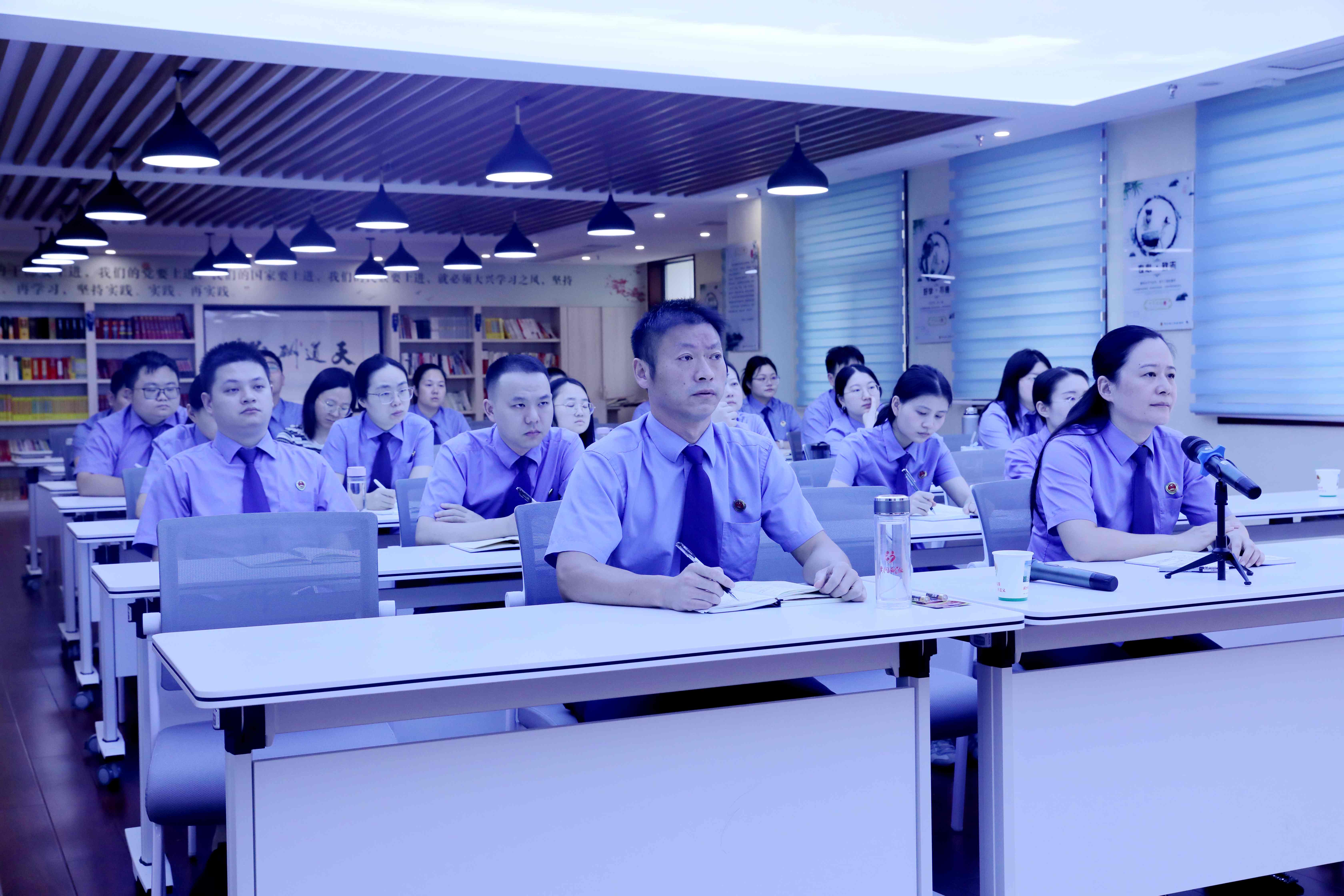 精进业务强本领 规范填录提质效——浠水县检察院举办第十六期“红烛青锋讲堂”